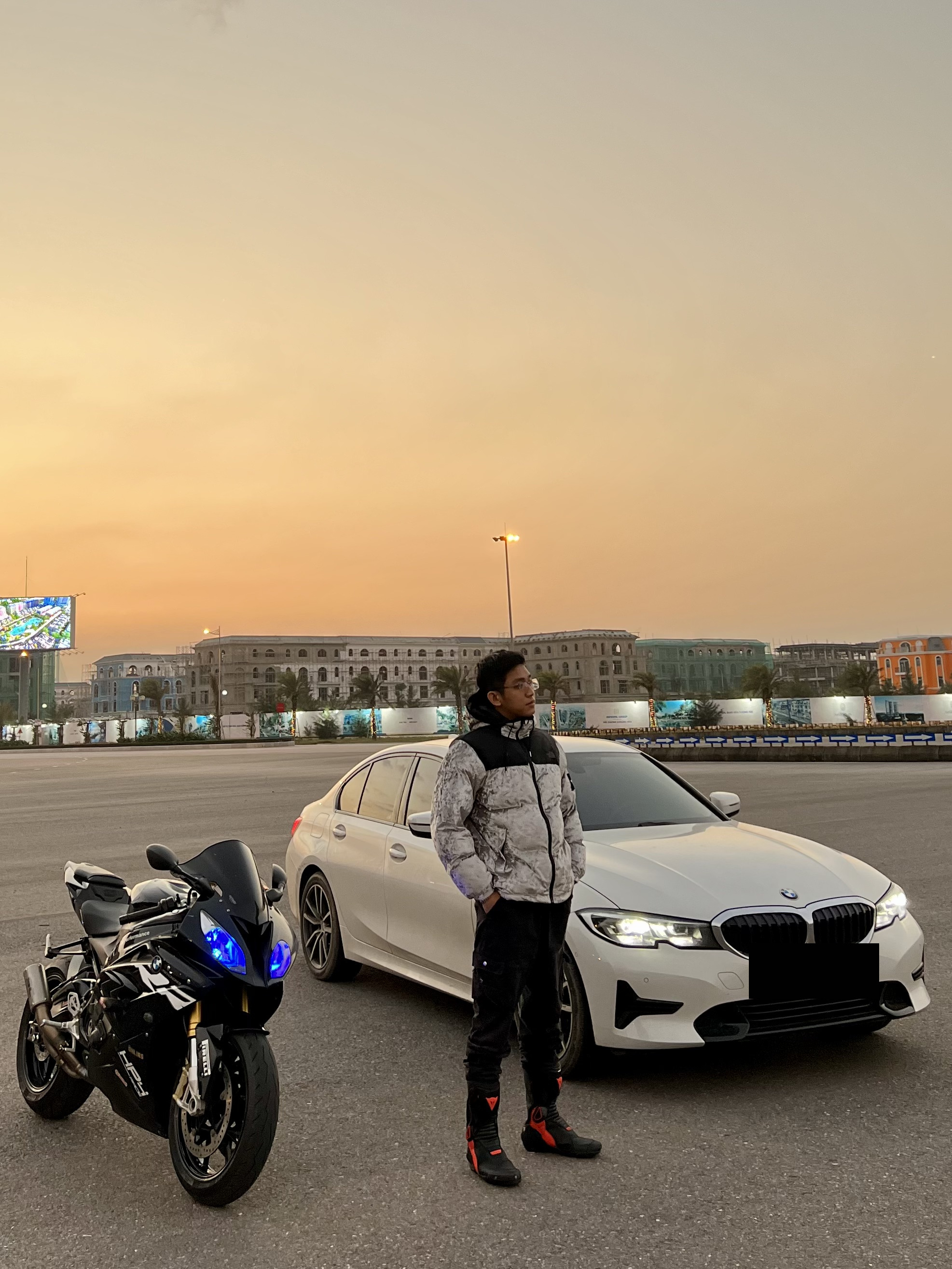 BMW